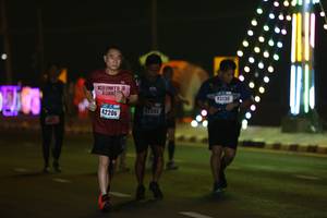 BIB: 13130, 555, 42206
                            <button type="button" onclick="openModal(17570550)" class="btn btn-primary btn-sm float-right btn-popup" data-toggle="modal" data-target=".modal-high-quality">
                        <i class="fas fa-shopping-cart"></i> Add to Cart
                    </button>
                                            <button type="button" onclick="isThisMe(17570550, true)" class="btn btn-success btn-sm float-right btn-popup btn-isme hidden" data-toggle="tooltip" data-placement="bottom" title="นี่คือรูปของคุณใช่ไหม คลิกที่นี่เพื่อเอาเข้าอัลบั้ม">
                        <i class="fas fa-plus"></i> Add to album
                    </button>
                    <button type="button" onclick="isThisMe(17570550, false)" class="btn btn-warning btn-sm float-right btn-popup btn-isnotme hidden">
                        <i class="fas fa-ban"></i> Remove from album
                    </button>