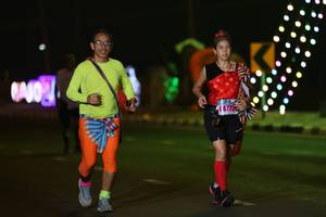 BIB: 4477
                            <button type="button" onclick="openModal(17570467)" class="btn btn-primary btn-sm float-right btn-popup" data-toggle="modal" data-target=".modal-high-quality">
                        <i class="fas fa-shopping-cart"></i> Add to Cart
                    </button>
                                            <button type="button" onclick="isThisMe(17570467, true)" class="btn btn-success btn-sm float-right btn-popup btn-isme hidden" data-toggle="tooltip" data-placement="bottom" title="นี่คือรูปของคุณใช่ไหม คลิกที่นี่เพื่อเอาเข้าอัลบั้ม">
                        <i class="fas fa-plus"></i> Add to album
                    </button>
                    <button type="button" onclick="isThisMe(17570467, false)" class="btn btn-warning btn-sm float-right btn-popup btn-isnotme hidden">
                        <i class="fas fa-ban"></i> Remove from album
                    </button>