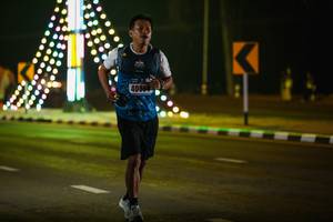 BIB: 4086
                            <button type="button" onclick="openModal(18187805)" class="btn btn-primary btn-sm float-right btn-popup" data-toggle="modal" data-target=".modal-high-quality">
                        <i class="fas fa-shopping-cart"></i> Add to Cart
                    </button>
                                            <button type="button" onclick="isThisMe(18187805, true)" class="btn btn-success btn-sm float-right btn-popup btn-isme hidden" data-toggle="tooltip" data-placement="bottom" title="นี่คือรูปของคุณใช่ไหม คลิกที่นี่เพื่อเอาเข้าอัลบั้ม">
                        <i class="fas fa-plus"></i> Add to album
                    </button>
                    <button type="button" onclick="isThisMe(18187805, false)" class="btn btn-warning btn-sm float-right btn-popup btn-isnotme hidden">
                        <i class="fas fa-ban"></i> Remove from album
                    </button>