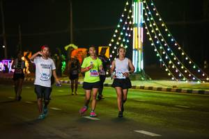 BIB: 75409, 97740, 75403
                            <button type="button" onclick="openModal(18187752)" class="btn btn-primary btn-sm float-right btn-popup" data-toggle="modal" data-target=".modal-high-quality">
                        <i class="fas fa-shopping-cart"></i> Add to Cart
                    </button>
                                            <button type="button" onclick="isThisMe(18187752, true)" class="btn btn-success btn-sm float-right btn-popup btn-isme hidden" data-toggle="tooltip" data-placement="bottom" title="นี่คือรูปของคุณใช่ไหม คลิกที่นี่เพื่อเอาเข้าอัลบั้ม">
                        <i class="fas fa-plus"></i> Add to album
                    </button>
                    <button type="button" onclick="isThisMe(18187752, false)" class="btn btn-warning btn-sm float-right btn-popup btn-isnotme hidden">
                        <i class="fas fa-ban"></i> Remove from album
                    </button>
