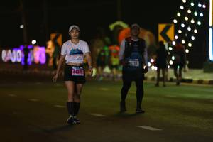 BIB: 32755, 44321
                            <button type="button" onclick="openModal(17568957)" class="btn btn-primary btn-sm float-right btn-popup" data-toggle="modal" data-target=".modal-high-quality">
                        <i class="fas fa-shopping-cart"></i> Add to Cart
                    </button>
                                            <button type="button" onclick="isThisMe(17568957, true)" class="btn btn-success btn-sm float-right btn-popup btn-isme hidden" data-toggle="tooltip" data-placement="bottom" title="นี่คือรูปของคุณใช่ไหม คลิกที่นี่เพื่อเอาเข้าอัลบั้ม">
                        <i class="fas fa-plus"></i> Add to album
                    </button>
                    <button type="button" onclick="isThisMe(17568957, false)" class="btn btn-warning btn-sm float-right btn-popup btn-isnotme hidden">
                        <i class="fas fa-ban"></i> Remove from album
                    </button>