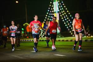 BIB: 0963, 21829, 267
                            <button type="button" onclick="openModal(18197077)" class="btn btn-primary btn-sm float-right btn-popup" data-toggle="modal" data-target=".modal-high-quality">
                        <i class="fas fa-shopping-cart"></i> Add to Cart
                    </button>
                                            <button type="button" onclick="isThisMe(18197077, true)" class="btn btn-success btn-sm float-right btn-popup btn-isme hidden" data-toggle="tooltip" data-placement="bottom" title="นี่คือรูปของคุณใช่ไหม คลิกที่นี่เพื่อเอาเข้าอัลบั้ม">
                        <i class="fas fa-plus"></i> Add to album
                    </button>
                    <button type="button" onclick="isThisMe(18197077, false)" class="btn btn-warning btn-sm float-right btn-popup btn-isnotme hidden">
                        <i class="fas fa-ban"></i> Remove from album
                    </button>