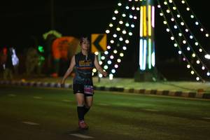 BIB: 4682
                            <button type="button" onclick="openModal(17569044)" class="btn btn-primary btn-sm float-right btn-popup" data-toggle="modal" data-target=".modal-high-quality">
                        <i class="fas fa-shopping-cart"></i> Add to Cart
                    </button>
                                            <button type="button" onclick="isThisMe(17569044, true)" class="btn btn-success btn-sm float-right btn-popup btn-isme hidden" data-toggle="tooltip" data-placement="bottom" title="นี่คือรูปของคุณใช่ไหม คลิกที่นี่เพื่อเอาเข้าอัลบั้ม">
                        <i class="fas fa-plus"></i> Add to album
                    </button>
                    <button type="button" onclick="isThisMe(17569044, false)" class="btn btn-warning btn-sm float-right btn-popup btn-isnotme hidden">
                        <i class="fas fa-ban"></i> Remove from album
                    </button>