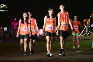 BIB: 2646, 27160, 26601, 27172, 2013
                            <button type="button" onclick="openModal(17554995)" class="btn btn-primary btn-sm float-right btn-popup" data-toggle="modal" data-target=".modal-high-quality">
                        <i class="fas fa-shopping-cart"></i> Add to Cart
                    </button>
                                            <button type="button" onclick="isThisMe(17554995, true)" class="btn btn-success btn-sm float-right btn-popup btn-isme hidden" data-toggle="tooltip" data-placement="bottom" title="นี่คือรูปของคุณใช่ไหม คลิกที่นี่เพื่อเอาเข้าอัลบั้ม">
                        <i class="fas fa-plus"></i> Add to album
                    </button>
                    <button type="button" onclick="isThisMe(17554995, false)" class="btn btn-warning btn-sm float-right btn-popup btn-isnotme hidden">
                        <i class="fas fa-ban"></i> Remove from album
                    </button>