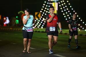 BIB: 44473, 057, 593
                            <button type="button" onclick="openModal(17570392)" class="btn btn-primary btn-sm float-right btn-popup" data-toggle="modal" data-target=".modal-high-quality">
                        <i class="fas fa-shopping-cart"></i> Add to Cart
                    </button>
                                            <button type="button" onclick="isThisMe(17570392, true)" class="btn btn-success btn-sm float-right btn-popup btn-isme hidden" data-toggle="tooltip" data-placement="bottom" title="นี่คือรูปของคุณใช่ไหม คลิกที่นี่เพื่อเอาเข้าอัลบั้ม">
                        <i class="fas fa-plus"></i> Add to album
                    </button>
                    <button type="button" onclick="isThisMe(17570392, false)" class="btn btn-warning btn-sm float-right btn-popup btn-isnotme hidden">
                        <i class="fas fa-ban"></i> Remove from album
                    </button>