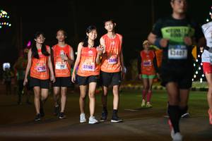 BIB: 2646, 013, 206, 27172, 27160
                            <button type="button" onclick="openModal(17554911)" class="btn btn-primary btn-sm float-right btn-popup" data-toggle="modal" data-target=".modal-high-quality">
                        <i class="fas fa-shopping-cart"></i> Add to Cart
                    </button>
                                            <button type="button" onclick="isThisMe(17554911, true)" class="btn btn-success btn-sm float-right btn-popup btn-isme hidden" data-toggle="tooltip" data-placement="bottom" title="นี่คือรูปของคุณใช่ไหม คลิกที่นี่เพื่อเอาเข้าอัลบั้ม">
                        <i class="fas fa-plus"></i> Add to album
                    </button>
                    <button type="button" onclick="isThisMe(17554911, false)" class="btn btn-warning btn-sm float-right btn-popup btn-isnotme hidden">
                        <i class="fas fa-ban"></i> Remove from album
                    </button>