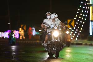 BIB: 
                            <button type="button" onclick="openModal(17499983)" class="btn btn-primary btn-sm float-right btn-popup" data-toggle="modal" data-target=".modal-high-quality">
                        <i class="fas fa-shopping-cart"></i> Add to Cart
                    </button>
                                            <button type="button" onclick="isThisMe(17499983, true)" class="btn btn-success btn-sm float-right btn-popup btn-isme hidden" data-toggle="tooltip" data-placement="bottom" title="นี่คือรูปของคุณใช่ไหม คลิกที่นี่เพื่อเอาเข้าอัลบั้ม">
                        <i class="fas fa-plus"></i> Add to album
                    </button>
                    <button type="button" onclick="isThisMe(17499983, false)" class="btn btn-warning btn-sm float-right btn-popup btn-isnotme hidden">
                        <i class="fas fa-ban"></i> Remove from album
                    </button>