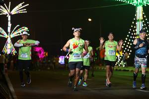 BIB: 42177, 4207, 40280, 2361, 42395
                            <button type="button" onclick="openModal(17564947)" class="btn btn-primary btn-sm float-right btn-popup" data-toggle="modal" data-target=".modal-high-quality">
                        <i class="fas fa-shopping-cart"></i> Add to Cart
                    </button>
                                            <button type="button" onclick="isThisMe(17564947, true)" class="btn btn-success btn-sm float-right btn-popup btn-isme hidden" data-toggle="tooltip" data-placement="bottom" title="นี่คือรูปของคุณใช่ไหม คลิกที่นี่เพื่อเอาเข้าอัลบั้ม">
                        <i class="fas fa-plus"></i> Add to album
                    </button>
                    <button type="button" onclick="isThisMe(17564947, false)" class="btn btn-warning btn-sm float-right btn-popup btn-isnotme hidden">
                        <i class="fas fa-ban"></i> Remove from album
                    </button>