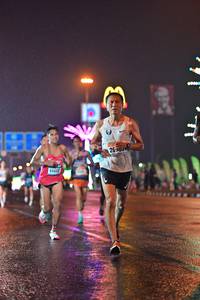 BIB: 405
                            <button type="button" onclick="openModal(17550412)" class="btn btn-primary btn-sm float-right btn-popup" data-toggle="modal" data-target=".modal-high-quality">
                        <i class="fas fa-shopping-cart"></i> Add to Cart
                    </button>
                                            <button type="button" onclick="isThisMe(17550412, true)" class="btn btn-success btn-sm float-right btn-popup btn-isme hidden" data-toggle="tooltip" data-placement="bottom" title="นี่คือรูปของคุณใช่ไหม คลิกที่นี่เพื่อเอาเข้าอัลบั้ม">
                        <i class="fas fa-plus"></i> Add to album
                    </button>
                    <button type="button" onclick="isThisMe(17550412, false)" class="btn btn-warning btn-sm float-right btn-popup btn-isnotme hidden">
                        <i class="fas fa-ban"></i> Remove from album
                    </button>