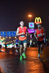 BIB: 20570, 24220
                            <button type="button" onclick="openModal(17545996)" class="btn btn-primary btn-sm float-right btn-popup" data-toggle="modal" data-target=".modal-high-quality">
                        <i class="fas fa-shopping-cart"></i> Add to Cart
                    </button>
                                            <button type="button" onclick="isThisMe(17545996, true)" class="btn btn-success btn-sm float-right btn-popup btn-isme hidden" data-toggle="tooltip" data-placement="bottom" title="นี่คือรูปของคุณใช่ไหม คลิกที่นี่เพื่อเอาเข้าอัลบั้ม">
                        <i class="fas fa-plus"></i> Add to album
                    </button>
                    <button type="button" onclick="isThisMe(17545996, false)" class="btn btn-warning btn-sm float-right btn-popup btn-isnotme hidden">
                        <i class="fas fa-ban"></i> Remove from album
                    </button>