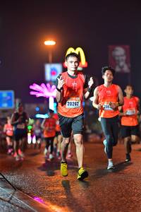 BIB: 20262, 208
                            <button type="button" onclick="openModal(17661767)" class="btn btn-primary btn-sm float-right btn-popup" data-toggle="modal" data-target=".modal-high-quality">
                        <i class="fas fa-shopping-cart"></i> Add to Cart
                    </button>
                                            <button type="button" onclick="isThisMe(17661767, true)" class="btn btn-success btn-sm float-right btn-popup btn-isme hidden" data-toggle="tooltip" data-placement="bottom" title="นี่คือรูปของคุณใช่ไหม คลิกที่นี่เพื่อเอาเข้าอัลบั้ม">
                        <i class="fas fa-plus"></i> Add to album
                    </button>
                    <button type="button" onclick="isThisMe(17661767, false)" class="btn btn-warning btn-sm float-right btn-popup btn-isnotme hidden">
                        <i class="fas fa-ban"></i> Remove from album
                    </button>
