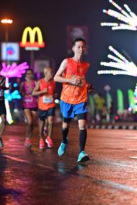 BIB: 201
                            <button type="button" onclick="openModal(17570485)" class="btn btn-primary btn-sm float-right btn-popup" data-toggle="modal" data-target=".modal-high-quality">
                        <i class="fas fa-shopping-cart"></i> Add to Cart
                    </button>
                                            <button type="button" onclick="isThisMe(17570485, true)" class="btn btn-success btn-sm float-right btn-popup btn-isme hidden" data-toggle="tooltip" data-placement="bottom" title="นี่คือรูปของคุณใช่ไหม คลิกที่นี่เพื่อเอาเข้าอัลบั้ม">
                        <i class="fas fa-plus"></i> Add to album
                    </button>
                    <button type="button" onclick="isThisMe(17570485, false)" class="btn btn-warning btn-sm float-right btn-popup btn-isnotme hidden">
                        <i class="fas fa-ban"></i> Remove from album
                    </button>