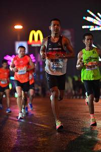 BIB: 4223, 21010
                            <button type="button" onclick="openModal(17669365)" class="btn btn-primary btn-sm float-right btn-popup" data-toggle="modal" data-target=".modal-high-quality">
                        <i class="fas fa-shopping-cart"></i> Add to Cart
                    </button>
                                            <button type="button" onclick="isThisMe(17669365, true)" class="btn btn-success btn-sm float-right btn-popup btn-isme hidden" data-toggle="tooltip" data-placement="bottom" title="นี่คือรูปของคุณใช่ไหม คลิกที่นี่เพื่อเอาเข้าอัลบั้ม">
                        <i class="fas fa-plus"></i> Add to album
                    </button>
                    <button type="button" onclick="isThisMe(17669365, false)" class="btn btn-warning btn-sm float-right btn-popup btn-isnotme hidden">
                        <i class="fas fa-ban"></i> Remove from album
                    </button>