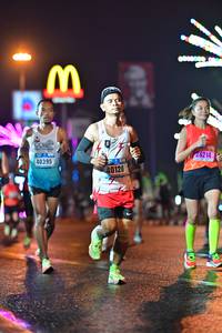 BIB: 26214, 40395, 40128
                            <button type="button" onclick="openModal(17661006)" class="btn btn-primary btn-sm float-right btn-popup" data-toggle="modal" data-target=".modal-high-quality">
                        <i class="fas fa-shopping-cart"></i> Add to Cart
                    </button>
                                            <button type="button" onclick="isThisMe(17661006, true)" class="btn btn-success btn-sm float-right btn-popup btn-isme hidden" data-toggle="tooltip" data-placement="bottom" title="นี่คือรูปของคุณใช่ไหม คลิกที่นี่เพื่อเอาเข้าอัลบั้ม">
                        <i class="fas fa-plus"></i> Add to album
                    </button>
                    <button type="button" onclick="isThisMe(17661006, false)" class="btn btn-warning btn-sm float-right btn-popup btn-isnotme hidden">
                        <i class="fas fa-ban"></i> Remove from album
                    </button>