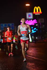 BIB: 4005
                            <button type="button" onclick="openModal(17670566)" class="btn btn-primary btn-sm float-right btn-popup" data-toggle="modal" data-target=".modal-high-quality">
                        <i class="fas fa-shopping-cart"></i> Add to Cart
                    </button>
                                            <button type="button" onclick="isThisMe(17670566, true)" class="btn btn-success btn-sm float-right btn-popup btn-isme hidden" data-toggle="tooltip" data-placement="bottom" title="นี่คือรูปของคุณใช่ไหม คลิกที่นี่เพื่อเอาเข้าอัลบั้ม">
                        <i class="fas fa-plus"></i> Add to album
                    </button>
                    <button type="button" onclick="isThisMe(17670566, false)" class="btn btn-warning btn-sm float-right btn-popup btn-isnotme hidden">
                        <i class="fas fa-ban"></i> Remove from album
                    </button>