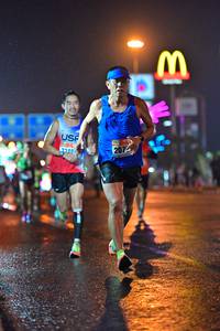 BIB: 240, 207
                            <button type="button" onclick="openModal(17669644)" class="btn btn-primary btn-sm float-right btn-popup" data-toggle="modal" data-target=".modal-high-quality">
                        <i class="fas fa-shopping-cart"></i> Add to Cart
                    </button>
                                            <button type="button" onclick="isThisMe(17669644, true)" class="btn btn-success btn-sm float-right btn-popup btn-isme hidden" data-toggle="tooltip" data-placement="bottom" title="นี่คือรูปของคุณใช่ไหม คลิกที่นี่เพื่อเอาเข้าอัลบั้ม">
                        <i class="fas fa-plus"></i> Add to album
                    </button>
                    <button type="button" onclick="isThisMe(17669644, false)" class="btn btn-warning btn-sm float-right btn-popup btn-isnotme hidden">
                        <i class="fas fa-ban"></i> Remove from album
                    </button>