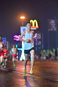 BIB: 233
                            <button type="button" onclick="openModal(17553238)" class="btn btn-primary btn-sm float-right btn-popup" data-toggle="modal" data-target=".modal-high-quality">
                        <i class="fas fa-shopping-cart"></i> Add to Cart
                    </button>
                                            <button type="button" onclick="isThisMe(17553238, true)" class="btn btn-success btn-sm float-right btn-popup btn-isme hidden" data-toggle="tooltip" data-placement="bottom" title="นี่คือรูปของคุณใช่ไหม คลิกที่นี่เพื่อเอาเข้าอัลบั้ม">
                        <i class="fas fa-plus"></i> Add to album
                    </button>
                    <button type="button" onclick="isThisMe(17553238, false)" class="btn btn-warning btn-sm float-right btn-popup btn-isnotme hidden">
                        <i class="fas fa-ban"></i> Remove from album
                    </button>