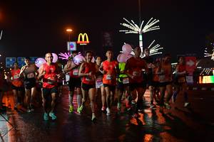 BIB: 215, 214, 
                            <button type="button" onclick="openModal(17557437)" class="btn btn-primary btn-sm float-right btn-popup" data-toggle="modal" data-target=".modal-high-quality">
                        <i class="fas fa-shopping-cart"></i> Add to Cart
                    </button>
                                            <button type="button" onclick="isThisMe(17557437, true)" class="btn btn-success btn-sm float-right btn-popup btn-isme hidden" data-toggle="tooltip" data-placement="bottom" title="นี่คือรูปของคุณใช่ไหม คลิกที่นี่เพื่อเอาเข้าอัลบั้ม">
                        <i class="fas fa-plus"></i> Add to album
                    </button>
                    <button type="button" onclick="isThisMe(17557437, false)" class="btn btn-warning btn-sm float-right btn-popup btn-isnotme hidden">
                        <i class="fas fa-ban"></i> Remove from album
                    </button>