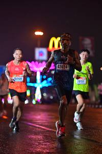 BIB: 42024, 20769, 20151
                            <button type="button" onclick="openModal(17521082)" class="btn btn-primary btn-sm float-right btn-popup" data-toggle="modal" data-target=".modal-high-quality">
                        <i class="fas fa-shopping-cart"></i> Add to Cart
                    </button>
                                            <button type="button" onclick="isThisMe(17521082, true)" class="btn btn-success btn-sm float-right btn-popup btn-isme hidden" data-toggle="tooltip" data-placement="bottom" title="นี่คือรูปของคุณใช่ไหม คลิกที่นี่เพื่อเอาเข้าอัลบั้ม">
                        <i class="fas fa-plus"></i> Add to album
                    </button>
                    <button type="button" onclick="isThisMe(17521082, false)" class="btn btn-warning btn-sm float-right btn-popup btn-isnotme hidden">
                        <i class="fas fa-ban"></i> Remove from album
                    </button>