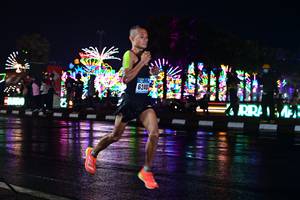 BIB: 6240
                            <button type="button" onclick="openModal(17412878)" class="btn btn-primary btn-sm float-right btn-popup" data-toggle="modal" data-target=".modal-high-quality">
                        <i class="fas fa-shopping-cart"></i> Add to Cart
                    </button>
                                            <button type="button" onclick="isThisMe(17412878, true)" class="btn btn-success btn-sm float-right btn-popup btn-isme hidden" data-toggle="tooltip" data-placement="bottom" title="นี่คือรูปของคุณใช่ไหม คลิกที่นี่เพื่อเอาเข้าอัลบั้ม">
                        <i class="fas fa-plus"></i> Add to album
                    </button>
                    <button type="button" onclick="isThisMe(17412878, false)" class="btn btn-warning btn-sm float-right btn-popup btn-isnotme hidden">
                        <i class="fas fa-ban"></i> Remove from album
                    </button>