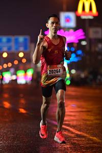 BIB: 20264
                            <button type="button" onclick="openModal(17432538)" class="btn btn-primary btn-sm float-right btn-popup" data-toggle="modal" data-target=".modal-high-quality">
                        <i class="fas fa-shopping-cart"></i> Add to Cart
                    </button>
                                            <button type="button" onclick="isThisMe(17432538, true)" class="btn btn-success btn-sm float-right btn-popup btn-isme hidden" data-toggle="tooltip" data-placement="bottom" title="นี่คือรูปของคุณใช่ไหม คลิกที่นี่เพื่อเอาเข้าอัลบั้ม">
                        <i class="fas fa-plus"></i> Add to album
                    </button>
                    <button type="button" onclick="isThisMe(17432538, false)" class="btn btn-warning btn-sm float-right btn-popup btn-isnotme hidden">
                        <i class="fas fa-ban"></i> Remove from album
                    </button>