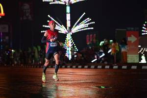 BIB: 4041
                            <button type="button" onclick="openModal(17419118)" class="btn btn-primary btn-sm float-right btn-popup" data-toggle="modal" data-target=".modal-high-quality">
                        <i class="fas fa-shopping-cart"></i> Add to Cart
                    </button>
                                            <button type="button" onclick="isThisMe(17419118, true)" class="btn btn-success btn-sm float-right btn-popup btn-isme hidden" data-toggle="tooltip" data-placement="bottom" title="นี่คือรูปของคุณใช่ไหม คลิกที่นี่เพื่อเอาเข้าอัลบั้ม">
                        <i class="fas fa-plus"></i> Add to album
                    </button>
                    <button type="button" onclick="isThisMe(17419118, false)" class="btn btn-warning btn-sm float-right btn-popup btn-isnotme hidden">
                        <i class="fas fa-ban"></i> Remove from album
                    </button>