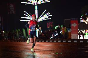 BIB: 4041
                            <button type="button" onclick="openModal(17419112)" class="btn btn-primary btn-sm float-right btn-popup" data-toggle="modal" data-target=".modal-high-quality">
                        <i class="fas fa-shopping-cart"></i> Add to Cart
                    </button>
                                            <button type="button" onclick="isThisMe(17419112, true)" class="btn btn-success btn-sm float-right btn-popup btn-isme hidden" data-toggle="tooltip" data-placement="bottom" title="นี่คือรูปของคุณใช่ไหม คลิกที่นี่เพื่อเอาเข้าอัลบั้ม">
                        <i class="fas fa-plus"></i> Add to album
                    </button>
                    <button type="button" onclick="isThisMe(17419112, false)" class="btn btn-warning btn-sm float-right btn-popup btn-isnotme hidden">
                        <i class="fas fa-ban"></i> Remove from album
                    </button>