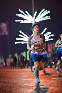 BIB: 42461
                            <button type="button" onclick="openModal(17710126)" class="btn btn-primary btn-sm float-right btn-popup" data-toggle="modal" data-target=".modal-high-quality">
                        <i class="fas fa-shopping-cart"></i> Add to Cart
                    </button>
                                            <button type="button" onclick="isThisMe(17710126, true)" class="btn btn-success btn-sm float-right btn-popup btn-isme hidden" data-toggle="tooltip" data-placement="bottom" title="นี่คือรูปของคุณใช่ไหม คลิกที่นี่เพื่อเอาเข้าอัลบั้ม">
                        <i class="fas fa-plus"></i> Add to album
                    </button>
                    <button type="button" onclick="isThisMe(17710126, false)" class="btn btn-warning btn-sm float-right btn-popup btn-isnotme hidden">
                        <i class="fas fa-ban"></i> Remove from album
                    </button>