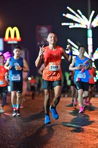 BIB: 21149, 42576, 40463
                            <button type="button" onclick="openModal(17723088)" class="btn btn-primary btn-sm float-right btn-popup" data-toggle="modal" data-target=".modal-high-quality">
                        <i class="fas fa-shopping-cart"></i> Add to Cart
                    </button>
                                            <button type="button" onclick="isThisMe(17723088, true)" class="btn btn-success btn-sm float-right btn-popup btn-isme hidden" data-toggle="tooltip" data-placement="bottom" title="นี่คือรูปของคุณใช่ไหม คลิกที่นี่เพื่อเอาเข้าอัลบั้ม">
                        <i class="fas fa-plus"></i> Add to album
                    </button>
                    <button type="button" onclick="isThisMe(17723088, false)" class="btn btn-warning btn-sm float-right btn-popup btn-isnotme hidden">
                        <i class="fas fa-ban"></i> Remove from album
                    </button>