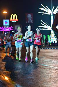 BIB: 25031, 25533, 460
                            <button type="button" onclick="openModal(17707185)" class="btn btn-primary btn-sm float-right btn-popup" data-toggle="modal" data-target=".modal-high-quality">
                        <i class="fas fa-shopping-cart"></i> Add to Cart
                    </button>
                                            <button type="button" onclick="isThisMe(17707185, true)" class="btn btn-success btn-sm float-right btn-popup btn-isme hidden" data-toggle="tooltip" data-placement="bottom" title="นี่คือรูปของคุณใช่ไหม คลิกที่นี่เพื่อเอาเข้าอัลบั้ม">
                        <i class="fas fa-plus"></i> Add to album
                    </button>
                    <button type="button" onclick="isThisMe(17707185, false)" class="btn btn-warning btn-sm float-right btn-popup btn-isnotme hidden">
                        <i class="fas fa-ban"></i> Remove from album
                    </button>