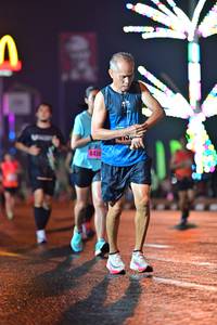 BIB: 4458
                            <button type="button" onclick="openModal(17724265)" class="btn btn-primary btn-sm float-right btn-popup" data-toggle="modal" data-target=".modal-high-quality">
                        <i class="fas fa-shopping-cart"></i> Add to Cart
                    </button>
                                            <button type="button" onclick="isThisMe(17724265, true)" class="btn btn-success btn-sm float-right btn-popup btn-isme hidden" data-toggle="tooltip" data-placement="bottom" title="นี่คือรูปของคุณใช่ไหม คลิกที่นี่เพื่อเอาเข้าอัลบั้ม">
                        <i class="fas fa-plus"></i> Add to album
                    </button>
                    <button type="button" onclick="isThisMe(17724265, false)" class="btn btn-warning btn-sm float-right btn-popup btn-isnotme hidden">
                        <i class="fas fa-ban"></i> Remove from album
                    </button>