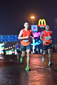 BIB: 24220
                            <button type="button" onclick="openModal(17694726)" class="btn btn-primary btn-sm float-right btn-popup" data-toggle="modal" data-target=".modal-high-quality">
                        <i class="fas fa-shopping-cart"></i> Add to Cart
                    </button>
                                            <button type="button" onclick="isThisMe(17694726, true)" class="btn btn-success btn-sm float-right btn-popup btn-isme hidden" data-toggle="tooltip" data-placement="bottom" title="นี่คือรูปของคุณใช่ไหม คลิกที่นี่เพื่อเอาเข้าอัลบั้ม">
                        <i class="fas fa-plus"></i> Add to album
                    </button>
                    <button type="button" onclick="isThisMe(17694726, false)" class="btn btn-warning btn-sm float-right btn-popup btn-isnotme hidden">
                        <i class="fas fa-ban"></i> Remove from album
                    </button>