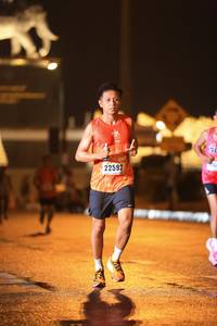 BIB: 22592
                            <button type="button" onclick="openModal(16107024)" class="btn btn-primary btn-sm float-right btn-popup" data-toggle="modal" data-target=".modal-high-quality">
                        <i class="fas fa-shopping-cart"></i> Add to Cart
                    </button>
                                            <button type="button" onclick="isThisMe(16107024, true)" class="btn btn-success btn-sm float-right btn-popup btn-isme hidden" data-toggle="tooltip" data-placement="bottom" title="นี่คือรูปของคุณใช่ไหม คลิกที่นี่เพื่อเอาเข้าอัลบั้ม">
                        <i class="fas fa-plus"></i> Add to album
                    </button>
                    <button type="button" onclick="isThisMe(16107024, false)" class="btn btn-warning btn-sm float-right btn-popup btn-isnotme hidden">
                        <i class="fas fa-ban"></i> Remove from album
                    </button>