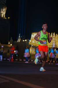 BIB: 0565, 107, 2012, 1040
                            <button type="button" onclick="openModal(19772798)" class="btn btn-primary btn-sm float-right btn-popup" data-toggle="modal" data-target=".modal-high-quality">
                        <i class="fas fa-shopping-cart"></i> Add to Cart
                    </button>
                                            <button type="button" onclick="isThisMe(19772798, true)" class="btn btn-success btn-sm float-right btn-popup btn-isme hidden" data-toggle="tooltip" data-placement="bottom" title="นี่คือรูปของคุณใช่ไหม คลิกที่นี่เพื่อเอาเข้าอัลบั้ม">
                        <i class="fas fa-plus"></i> Add to album
                    </button>
                    <button type="button" onclick="isThisMe(19772798, false)" class="btn btn-warning btn-sm float-right btn-popup btn-isnotme hidden">
                        <i class="fas fa-ban"></i> Remove from album
                    </button>