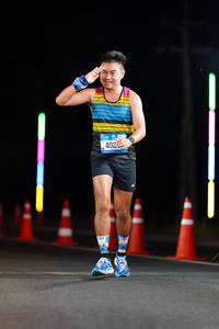 BIB: 4025
                            <button type="button" onclick="openModal(19802289)" class="btn btn-primary btn-sm float-right btn-popup" data-toggle="modal" data-target=".modal-high-quality">
                        <i class="fas fa-shopping-cart"></i> Add to Cart
                    </button>
                                            <button type="button" onclick="isThisMe(19802289, true)" class="btn btn-success btn-sm float-right btn-popup btn-isme hidden" data-toggle="tooltip" data-placement="bottom" title="นี่คือรูปของคุณใช่ไหม คลิกที่นี่เพื่อเอาเข้าอัลบั้ม">
                        <i class="fas fa-plus"></i> Add to album
                    </button>
                    <button type="button" onclick="isThisMe(19802289, false)" class="btn btn-warning btn-sm float-right btn-popup btn-isnotme hidden">
                        <i class="fas fa-ban"></i> Remove from album
                    </button>