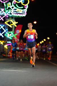 BIB: 4100
                            <button type="button" onclick="openModal(19697610)" class="btn btn-primary btn-sm float-right btn-popup" data-toggle="modal" data-target=".modal-high-quality">
                        <i class="fas fa-shopping-cart"></i> Add to Cart
                    </button>
                                            <button type="button" onclick="isThisMe(19697610, true)" class="btn btn-success btn-sm float-right btn-popup btn-isme hidden" data-toggle="tooltip" data-placement="bottom" title="นี่คือรูปของคุณใช่ไหม คลิกที่นี่เพื่อเอาเข้าอัลบั้ม">
                        <i class="fas fa-plus"></i> Add to album
                    </button>
                    <button type="button" onclick="isThisMe(19697610, false)" class="btn btn-warning btn-sm float-right btn-popup btn-isnotme hidden">
                        <i class="fas fa-ban"></i> Remove from album
                    </button>