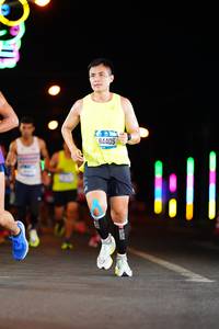 BIB: 84405, 411
                            <button type="button" onclick="openModal(19729721)" class="btn btn-primary btn-sm float-right btn-popup" data-toggle="modal" data-target=".modal-high-quality">
                        <i class="fas fa-shopping-cart"></i> Add to Cart
                    </button>
                                            <button type="button" onclick="isThisMe(19729721, true)" class="btn btn-success btn-sm float-right btn-popup btn-isme hidden" data-toggle="tooltip" data-placement="bottom" title="นี่คือรูปของคุณใช่ไหม คลิกที่นี่เพื่อเอาเข้าอัลบั้ม">
                        <i class="fas fa-plus"></i> Add to album
                    </button>
                    <button type="button" onclick="isThisMe(19729721, false)" class="btn btn-warning btn-sm float-right btn-popup btn-isnotme hidden">
                        <i class="fas fa-ban"></i> Remove from album
                    </button>