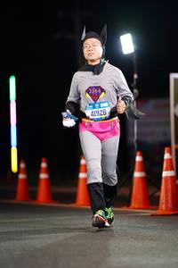 BIB: 1144, 41926
                            <button type="button" onclick="openModal(19985067)" class="btn btn-primary btn-sm float-right btn-popup" data-toggle="modal" data-target=".modal-high-quality">
                        <i class="fas fa-shopping-cart"></i> Add to Cart
                    </button>
                                            <button type="button" onclick="isThisMe(19985067, true)" class="btn btn-success btn-sm float-right btn-popup btn-isme hidden" data-toggle="tooltip" data-placement="bottom" title="นี่คือรูปของคุณใช่ไหม คลิกที่นี่เพื่อเอาเข้าอัลบั้ม">
                        <i class="fas fa-plus"></i> Add to album
                    </button>
                    <button type="button" onclick="isThisMe(19985067, false)" class="btn btn-warning btn-sm float-right btn-popup btn-isnotme hidden">
                        <i class="fas fa-ban"></i> Remove from album
                    </button>