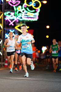 BIB: 43562
                            <button type="button" onclick="openModal(19720311)" class="btn btn-primary btn-sm float-right btn-popup" data-toggle="modal" data-target=".modal-high-quality">
                        <i class="fas fa-shopping-cart"></i> Add to Cart
                    </button>
                                            <button type="button" onclick="isThisMe(19720311, true)" class="btn btn-success btn-sm float-right btn-popup btn-isme hidden" data-toggle="tooltip" data-placement="bottom" title="นี่คือรูปของคุณใช่ไหม คลิกที่นี่เพื่อเอาเข้าอัลบั้ม">
                        <i class="fas fa-plus"></i> Add to album
                    </button>
                    <button type="button" onclick="isThisMe(19720311, false)" class="btn btn-warning btn-sm float-right btn-popup btn-isnotme hidden">
                        <i class="fas fa-ban"></i> Remove from album
                    </button>