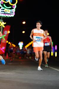 BIB: 41751
                            <button type="button" onclick="openModal(19696977)" class="btn btn-primary btn-sm float-right btn-popup" data-toggle="modal" data-target=".modal-high-quality">
                        <i class="fas fa-shopping-cart"></i> Add to Cart
                    </button>
                                            <button type="button" onclick="isThisMe(19696977, true)" class="btn btn-success btn-sm float-right btn-popup btn-isme hidden" data-toggle="tooltip" data-placement="bottom" title="นี่คือรูปของคุณใช่ไหม คลิกที่นี่เพื่อเอาเข้าอัลบั้ม">
                        <i class="fas fa-plus"></i> Add to album
                    </button>
                    <button type="button" onclick="isThisMe(19696977, false)" class="btn btn-warning btn-sm float-right btn-popup btn-isnotme hidden">
                        <i class="fas fa-ban"></i> Remove from album
                    </button>