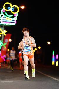 BIB: 40864
                            <button type="button" onclick="openModal(19716537)" class="btn btn-primary btn-sm float-right btn-popup" data-toggle="modal" data-target=".modal-high-quality">
                        <i class="fas fa-shopping-cart"></i> Add to Cart
                    </button>
                                            <button type="button" onclick="isThisMe(19716537, true)" class="btn btn-success btn-sm float-right btn-popup btn-isme hidden" data-toggle="tooltip" data-placement="bottom" title="นี่คือรูปของคุณใช่ไหม คลิกที่นี่เพื่อเอาเข้าอัลบั้ม">
                        <i class="fas fa-plus"></i> Add to album
                    </button>
                    <button type="button" onclick="isThisMe(19716537, false)" class="btn btn-warning btn-sm float-right btn-popup btn-isnotme hidden">
                        <i class="fas fa-ban"></i> Remove from album
                    </button>