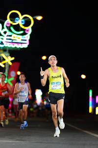 BIB: 40952
                            <button type="button" onclick="openModal(19692646)" class="btn btn-primary btn-sm float-right btn-popup" data-toggle="modal" data-target=".modal-high-quality">
                        <i class="fas fa-shopping-cart"></i> Add to Cart
                    </button>
                                            <button type="button" onclick="isThisMe(19692646, true)" class="btn btn-success btn-sm float-right btn-popup btn-isme hidden" data-toggle="tooltip" data-placement="bottom" title="นี่คือรูปของคุณใช่ไหม คลิกที่นี่เพื่อเอาเข้าอัลบั้ม">
                        <i class="fas fa-plus"></i> Add to album
                    </button>
                    <button type="button" onclick="isThisMe(19692646, false)" class="btn btn-warning btn-sm float-right btn-popup btn-isnotme hidden">
                        <i class="fas fa-ban"></i> Remove from album
                    </button>