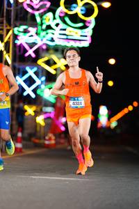 BIB: 41324
                            <button type="button" onclick="openModal(19689152)" class="btn btn-primary btn-sm float-right btn-popup" data-toggle="modal" data-target=".modal-high-quality">
                        <i class="fas fa-shopping-cart"></i> Add to Cart
                    </button>
                                            <button type="button" onclick="isThisMe(19689152, true)" class="btn btn-success btn-sm float-right btn-popup btn-isme hidden" data-toggle="tooltip" data-placement="bottom" title="นี่คือรูปของคุณใช่ไหม คลิกที่นี่เพื่อเอาเข้าอัลบั้ม">
                        <i class="fas fa-plus"></i> Add to album
                    </button>
                    <button type="button" onclick="isThisMe(19689152, false)" class="btn btn-warning btn-sm float-right btn-popup btn-isnotme hidden">
                        <i class="fas fa-ban"></i> Remove from album
                    </button>