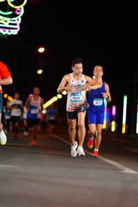 BIB: 41046, 40739
                            <button type="button" onclick="openModal(19727814)" class="btn btn-primary btn-sm float-right btn-popup" data-toggle="modal" data-target=".modal-high-quality">
                        <i class="fas fa-shopping-cart"></i> Add to Cart
                    </button>
                                            <button type="button" onclick="isThisMe(19727814, true)" class="btn btn-success btn-sm float-right btn-popup btn-isme hidden" data-toggle="tooltip" data-placement="bottom" title="นี่คือรูปของคุณใช่ไหม คลิกที่นี่เพื่อเอาเข้าอัลบั้ม">
                        <i class="fas fa-plus"></i> Add to album
                    </button>
                    <button type="button" onclick="isThisMe(19727814, false)" class="btn btn-warning btn-sm float-right btn-popup btn-isnotme hidden">
                        <i class="fas fa-ban"></i> Remove from album
                    </button>