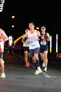 BIB: 20500, 42592
                            <button type="button" onclick="openModal(19744895)" class="btn btn-primary btn-sm float-right btn-popup" data-toggle="modal" data-target=".modal-high-quality">
                        <i class="fas fa-shopping-cart"></i> Add to Cart
                    </button>
                                            <button type="button" onclick="isThisMe(19744895, true)" class="btn btn-success btn-sm float-right btn-popup btn-isme hidden" data-toggle="tooltip" data-placement="bottom" title="นี่คือรูปของคุณใช่ไหม คลิกที่นี่เพื่อเอาเข้าอัลบั้ม">
                        <i class="fas fa-plus"></i> Add to album
                    </button>
                    <button type="button" onclick="isThisMe(19744895, false)" class="btn btn-warning btn-sm float-right btn-popup btn-isnotme hidden">
                        <i class="fas fa-ban"></i> Remove from album
                    </button>