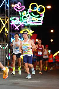 BIB: 40757, 40075
                            <button type="button" onclick="openModal(19712217)" class="btn btn-primary btn-sm float-right btn-popup" data-toggle="modal" data-target=".modal-high-quality">
                        <i class="fas fa-shopping-cart"></i> Add to Cart
                    </button>
                                            <button type="button" onclick="isThisMe(19712217, true)" class="btn btn-success btn-sm float-right btn-popup btn-isme hidden" data-toggle="tooltip" data-placement="bottom" title="นี่คือรูปของคุณใช่ไหม คลิกที่นี่เพื่อเอาเข้าอัลบั้ม">
                        <i class="fas fa-plus"></i> Add to album
                    </button>
                    <button type="button" onclick="isThisMe(19712217, false)" class="btn btn-warning btn-sm float-right btn-popup btn-isnotme hidden">
                        <i class="fas fa-ban"></i> Remove from album
                    </button>