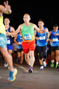 BIB: 425, 41942, 41069
                            <button type="button" onclick="openModal(19877909)" class="btn btn-primary btn-sm float-right btn-popup" data-toggle="modal" data-target=".modal-high-quality">
                        <i class="fas fa-shopping-cart"></i> Add to Cart
                    </button>
                                            <button type="button" onclick="isThisMe(19877909, true)" class="btn btn-success btn-sm float-right btn-popup btn-isme hidden" data-toggle="tooltip" data-placement="bottom" title="นี่คือรูปของคุณใช่ไหม คลิกที่นี่เพื่อเอาเข้าอัลบั้ม">
                        <i class="fas fa-plus"></i> Add to album
                    </button>
                    <button type="button" onclick="isThisMe(19877909, false)" class="btn btn-warning btn-sm float-right btn-popup btn-isnotme hidden">
                        <i class="fas fa-ban"></i> Remove from album
                    </button>