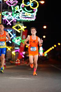 BIB: 41258, 41324
                            <button type="button" onclick="openModal(19689036)" class="btn btn-primary btn-sm float-right btn-popup" data-toggle="modal" data-target=".modal-high-quality">
                        <i class="fas fa-shopping-cart"></i> Add to Cart
                    </button>
                                            <button type="button" onclick="isThisMe(19689036, true)" class="btn btn-success btn-sm float-right btn-popup btn-isme hidden" data-toggle="tooltip" data-placement="bottom" title="นี่คือรูปของคุณใช่ไหม คลิกที่นี่เพื่อเอาเข้าอัลบั้ม">
                        <i class="fas fa-plus"></i> Add to album
                    </button>
                    <button type="button" onclick="isThisMe(19689036, false)" class="btn btn-warning btn-sm float-right btn-popup btn-isnotme hidden">
                        <i class="fas fa-ban"></i> Remove from album
                    </button>