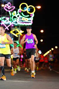 BIB: 0982, 41526
                            <button type="button" onclick="openModal(19711626)" class="btn btn-primary btn-sm float-right btn-popup" data-toggle="modal" data-target=".modal-high-quality">
                        <i class="fas fa-shopping-cart"></i> Add to Cart
                    </button>
                                            <button type="button" onclick="isThisMe(19711626, true)" class="btn btn-success btn-sm float-right btn-popup btn-isme hidden" data-toggle="tooltip" data-placement="bottom" title="นี่คือรูปของคุณใช่ไหม คลิกที่นี่เพื่อเอาเข้าอัลบั้ม">
                        <i class="fas fa-plus"></i> Add to album
                    </button>
                    <button type="button" onclick="isThisMe(19711626, false)" class="btn btn-warning btn-sm float-right btn-popup btn-isnotme hidden">
                        <i class="fas fa-ban"></i> Remove from album
                    </button>