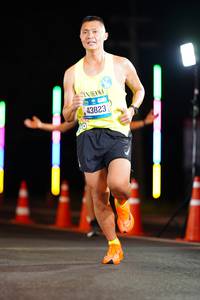 BIB: 43823
                            <button type="button" onclick="openModal(19880583)" class="btn btn-primary btn-sm float-right btn-popup" data-toggle="modal" data-target=".modal-high-quality">
                        <i class="fas fa-shopping-cart"></i> Add to Cart
                    </button>
                                            <button type="button" onclick="isThisMe(19880583, true)" class="btn btn-success btn-sm float-right btn-popup btn-isme hidden" data-toggle="tooltip" data-placement="bottom" title="นี่คือรูปของคุณใช่ไหม คลิกที่นี่เพื่อเอาเข้าอัลบั้ม">
                        <i class="fas fa-plus"></i> Add to album
                    </button>
                    <button type="button" onclick="isThisMe(19880583, false)" class="btn btn-warning btn-sm float-right btn-popup btn-isnotme hidden">
                        <i class="fas fa-ban"></i> Remove from album
                    </button>